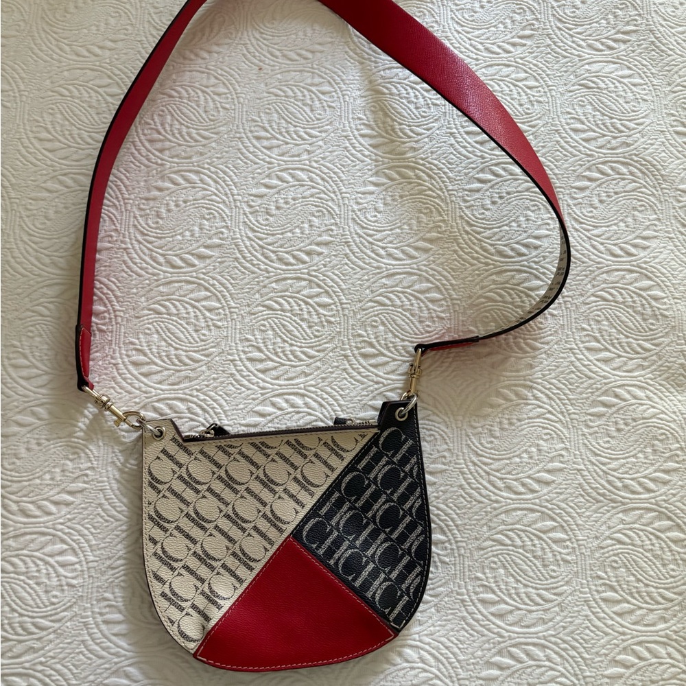 Chic Contrast Statement Piece: Navy & Red Stateme… - image 2